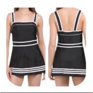 Shore Shapes Green & White NWT Swimwear Size 10 ONE PIECE SUIT